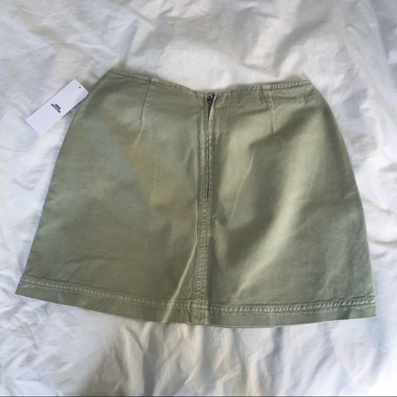 Urban Outfitters Mini Skirt - Picture 4 of 6